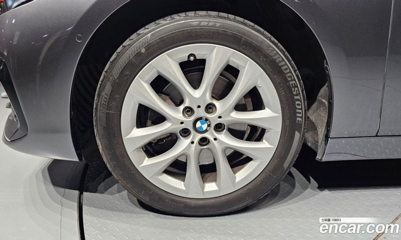 BMW 2-Series Advantage