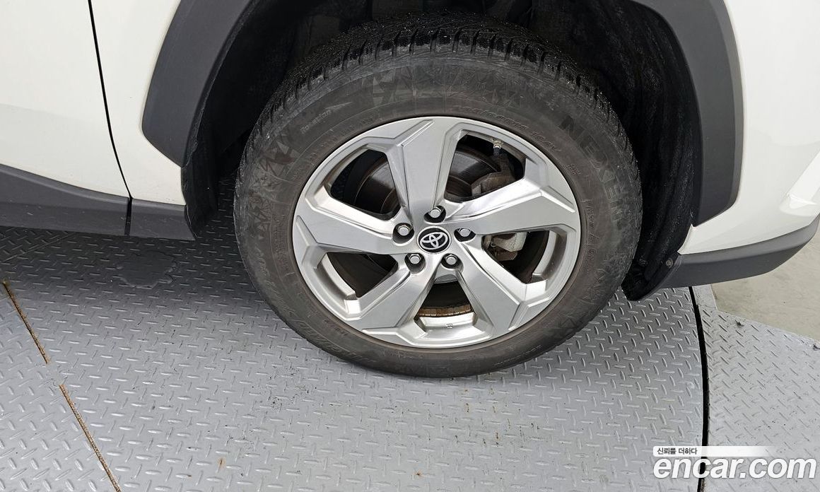Toyota RAV4 2.5 4WD Hybrid