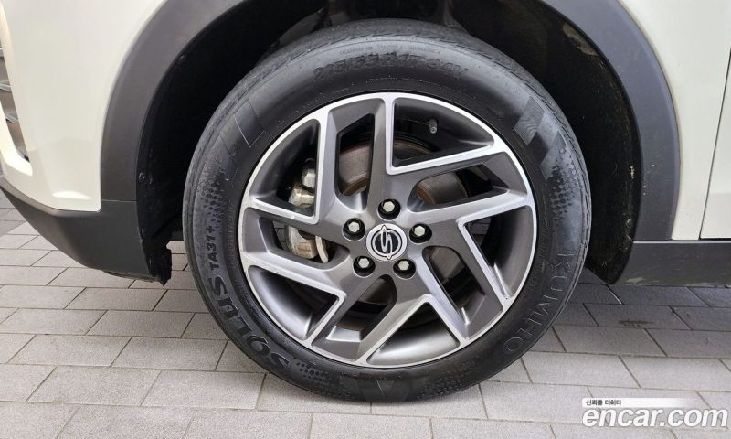 SsangYong Tivoli Gasoline 1.5 2WD