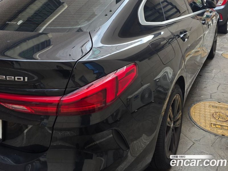 BMW 2-Series i220 Advantage