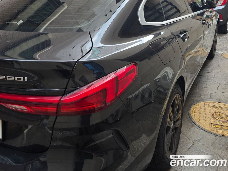 BMW 2-Series i220 Advantage