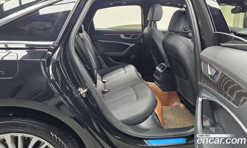 Audi A6 45 TFSI Premium