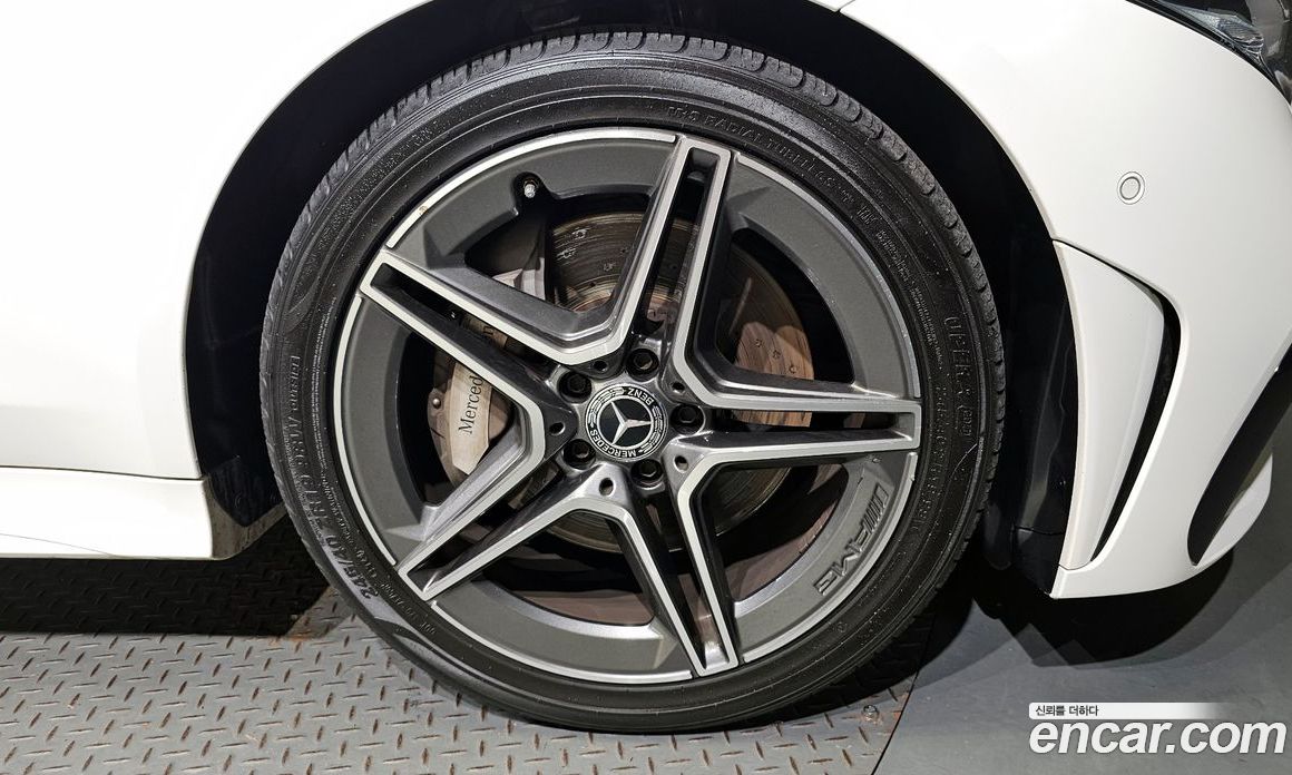 Mercedes Benz CLS-Class CLS300d 4MATIC