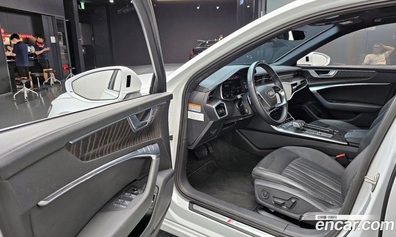 Audi A6 45 TFSI Quattro Premium