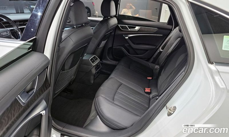 Audi A6 45 TFSI Quattro Premium