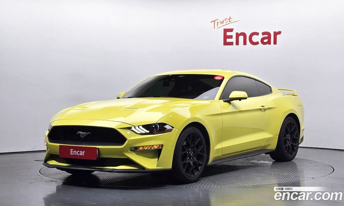 Ford Mustang Coupe