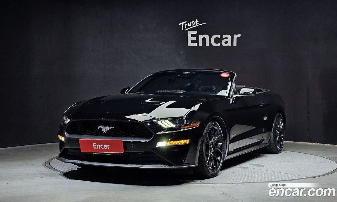 Ford Mustang Convertible