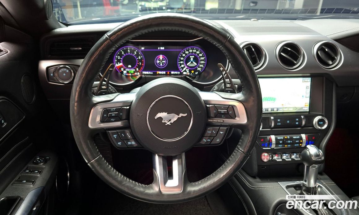 Ford Mustang Convertible