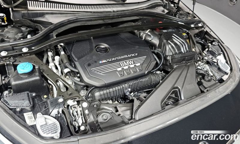 BMW 2-Series M235i xDrive