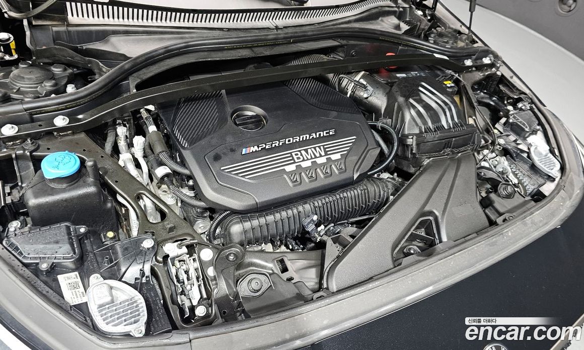 BMW 2-Series M235i xDrive