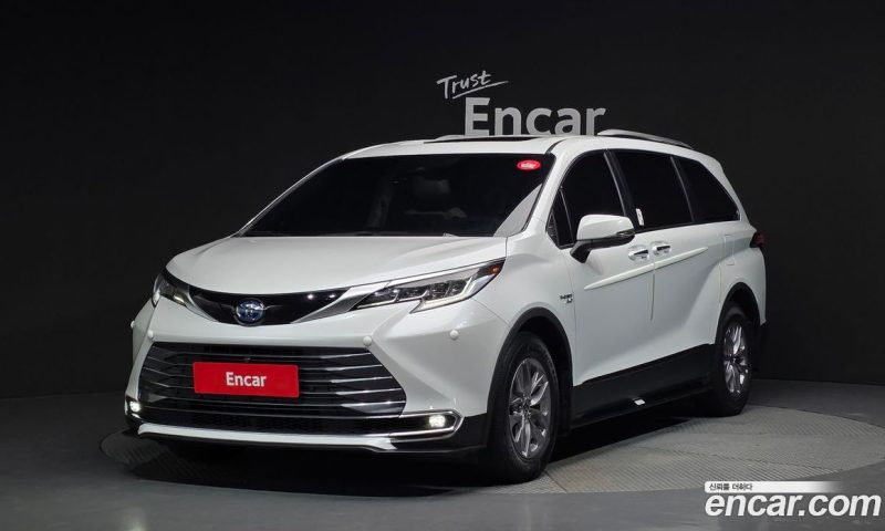 Toyota Sienna 2.5 Hybrid AWD