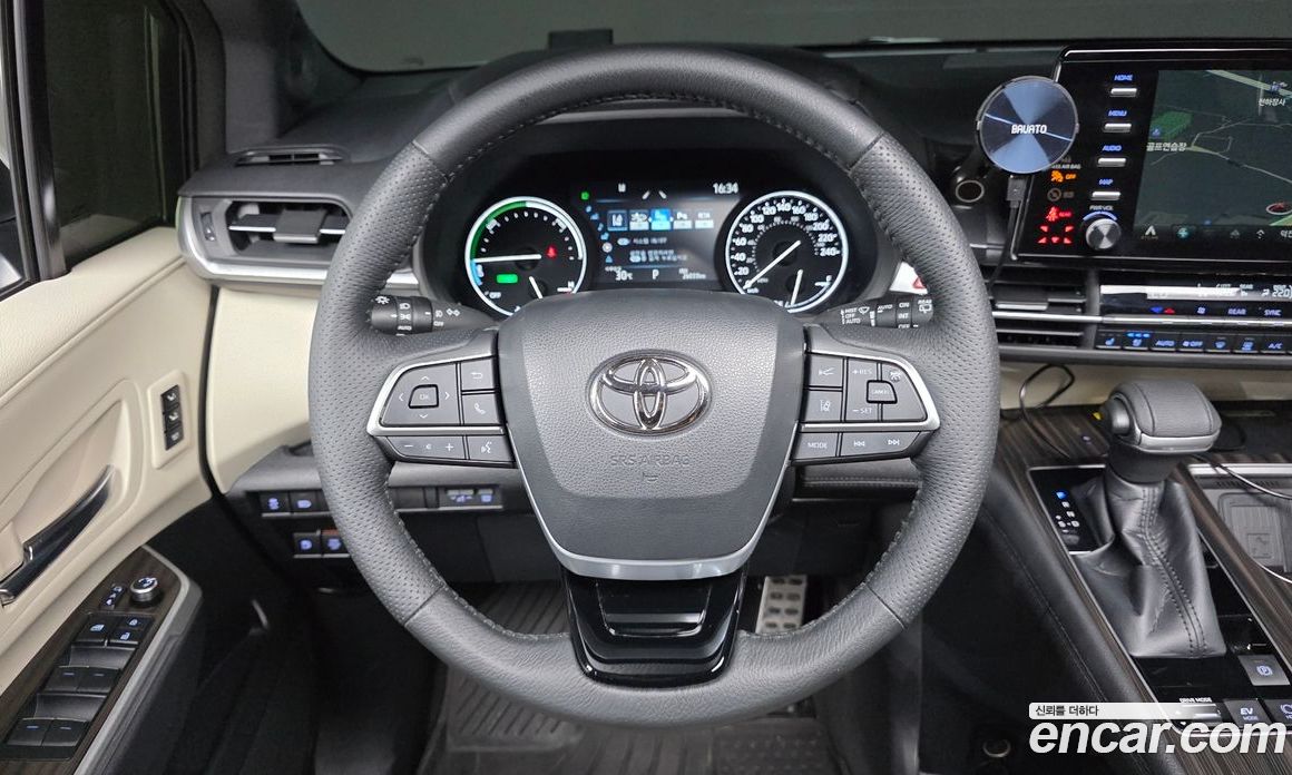 Toyota Sienna 2.5 Hybrid AWD