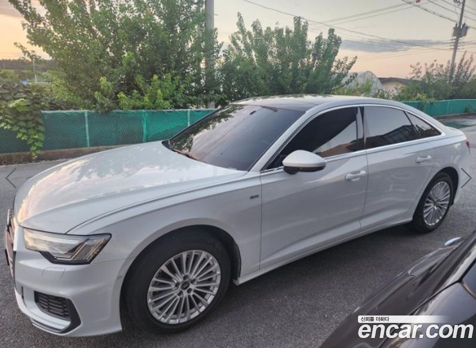 Audi A6 45 TFSI Premium