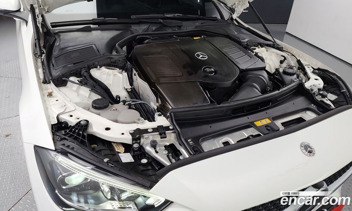 Mercedes Benz C-Class C300 AMG Line