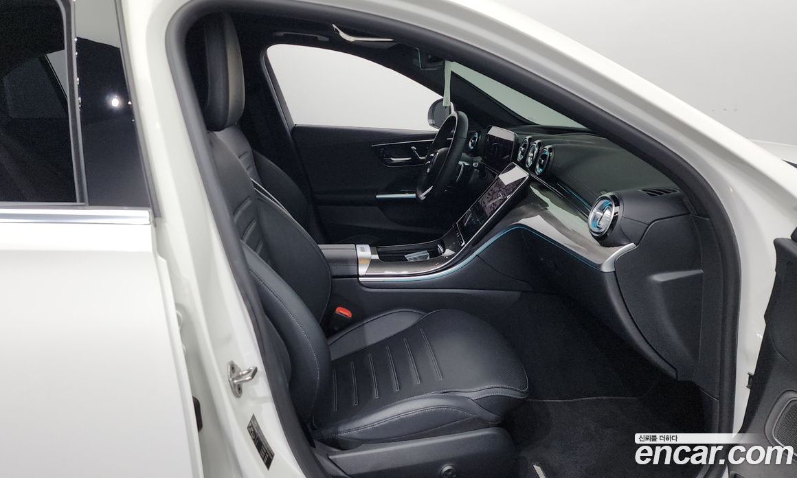 Mercedes Benz C-Class C300 AMG Line