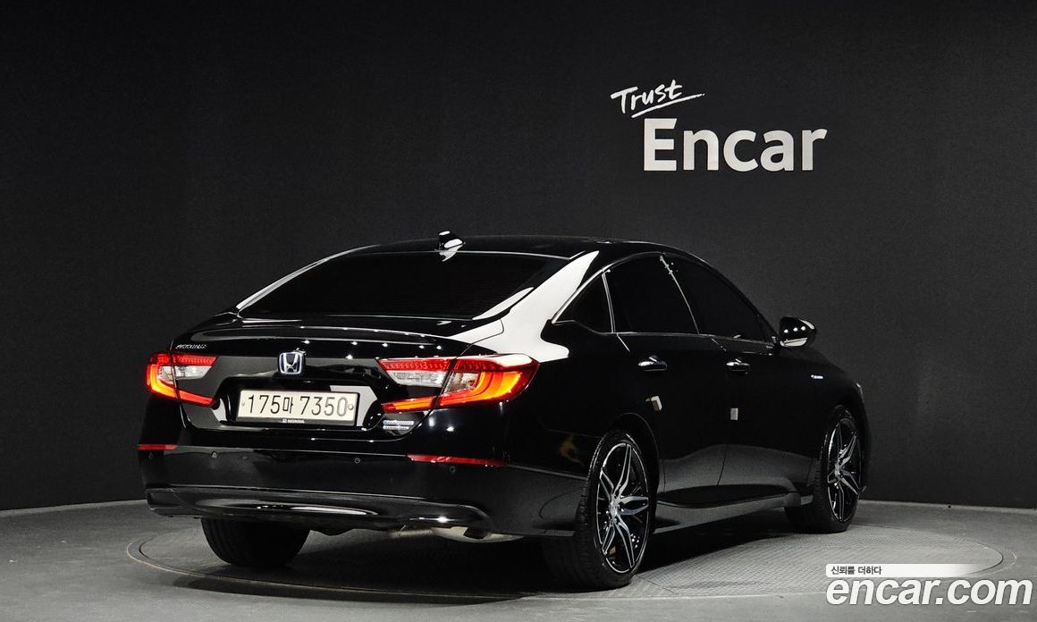 Honda Accord 2.0 Hybrid Touring