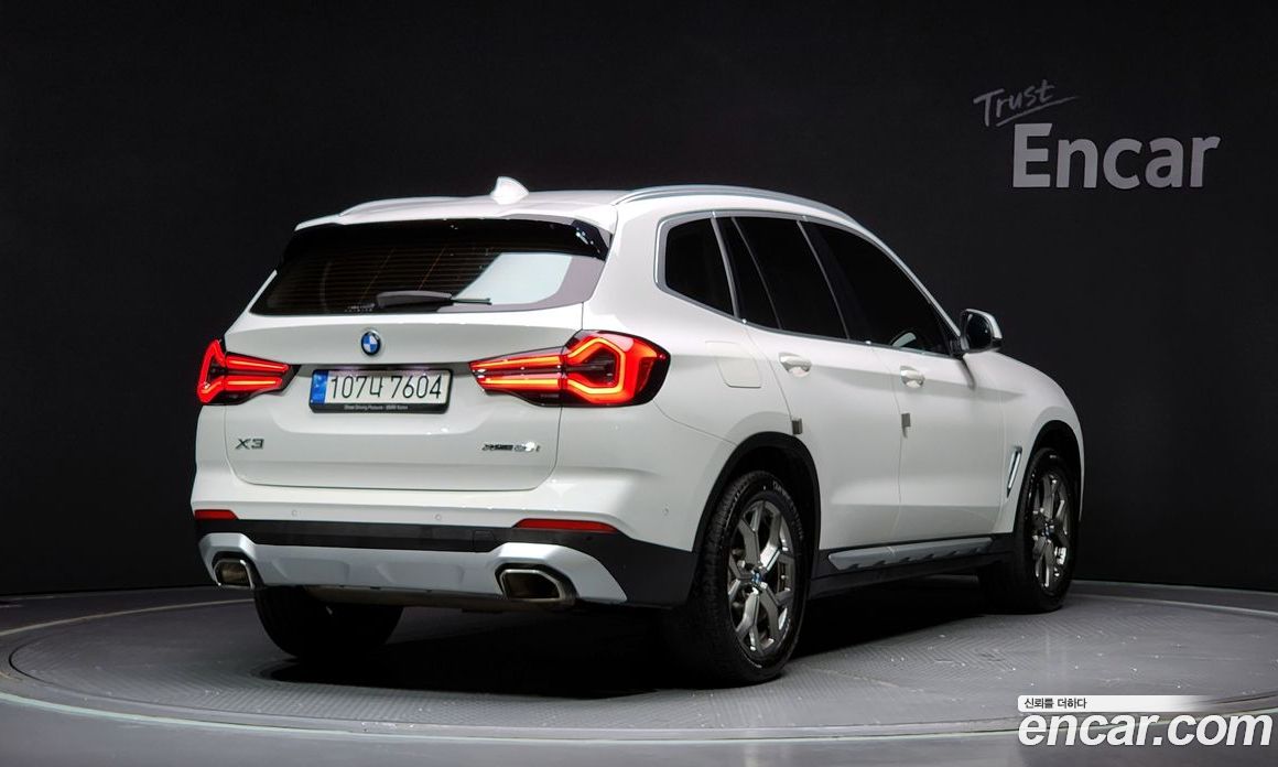 BMW X3 xDrive i20