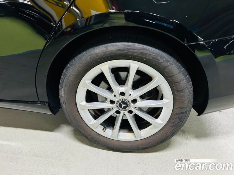 Mercedes Benz A-Class A220 Sedan