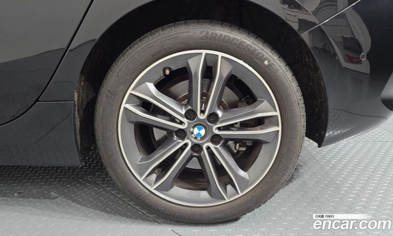 BMW 1-Series i120 Sports