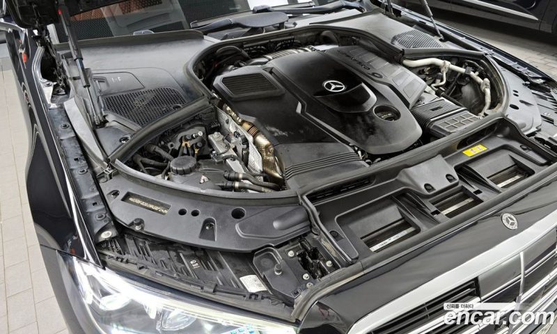 Mercedes Benz S-Class S400 D 4MATIC