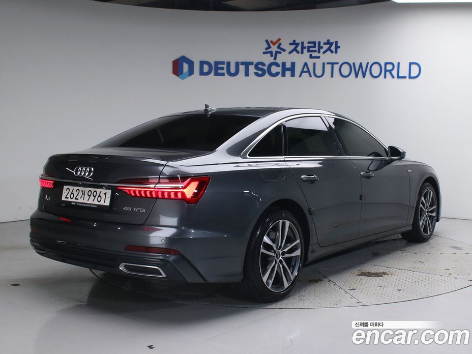 Audi A6 45 TFSI Premium