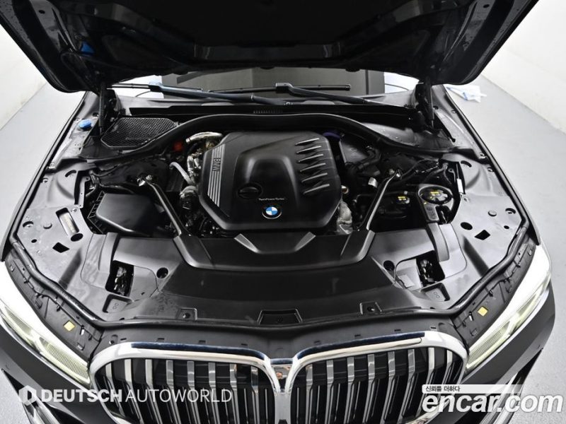 BMW 7-Series 740D xDrive Design Pure Excellence