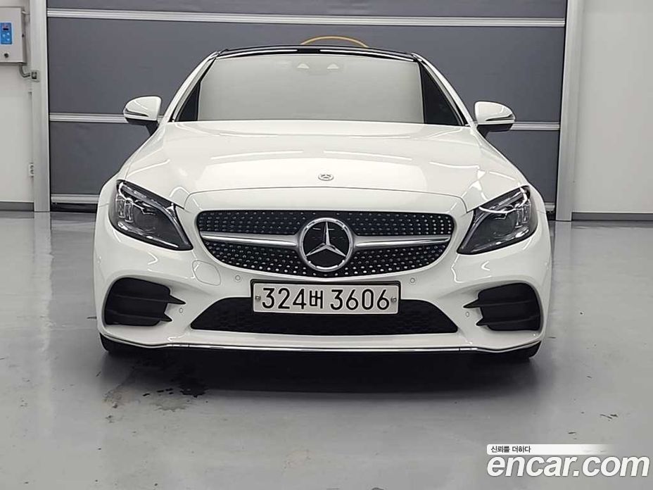 Mercedes Benz C-Class C200 Coupe