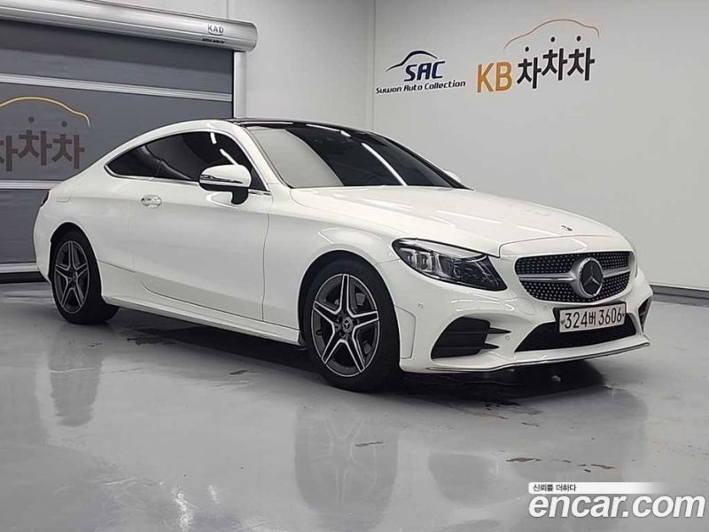 Mercedes Benz C-Class C200 Coupe