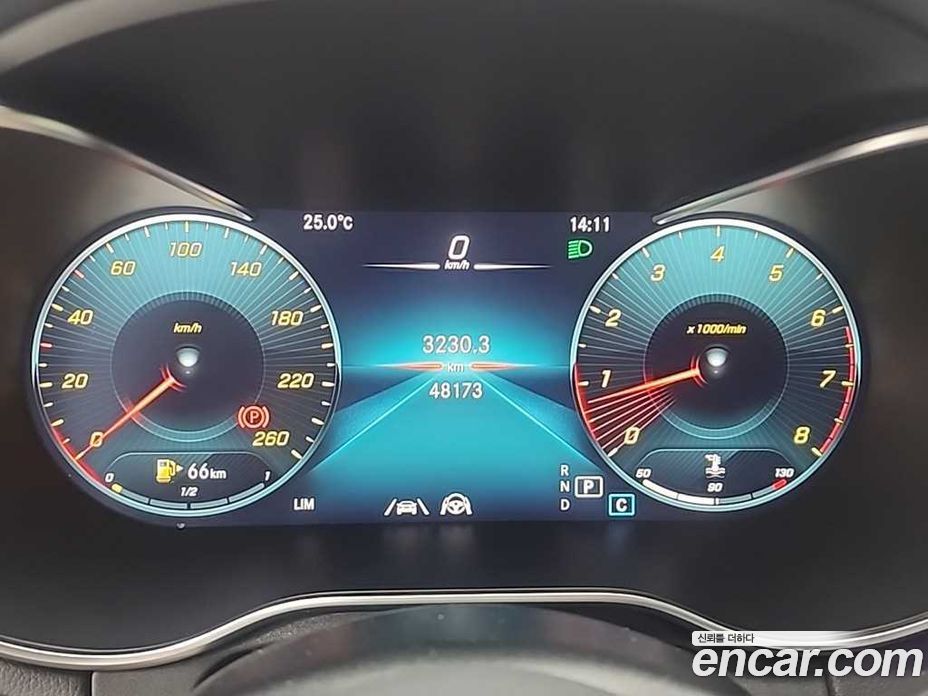 Mercedes Benz C-Class C200 Coupe