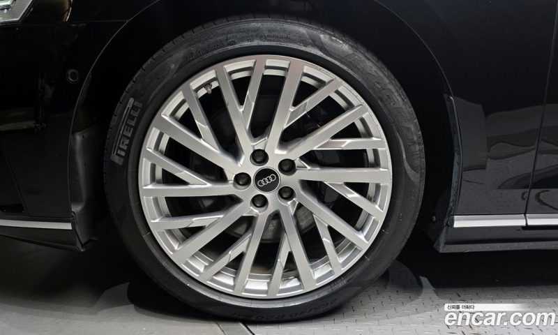 Audi A8 55 TFSI Quattro LWB