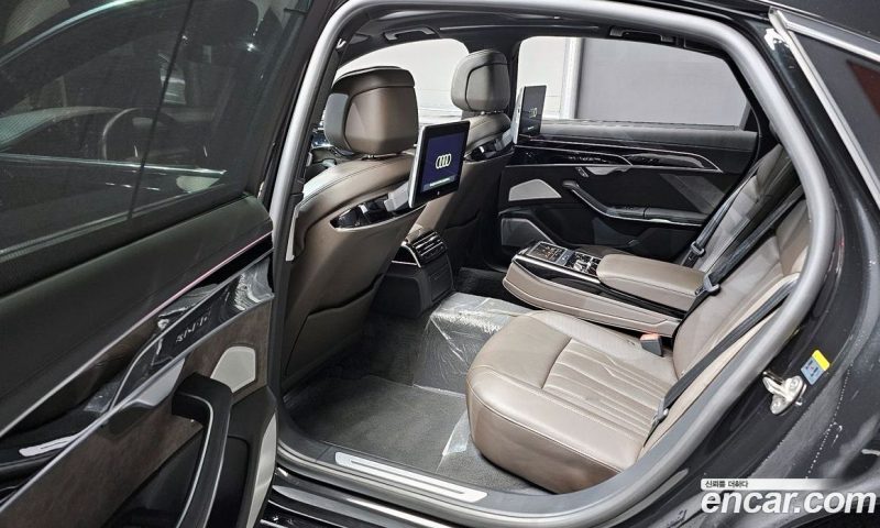 Audi A8 55 TFSI Quattro LWB