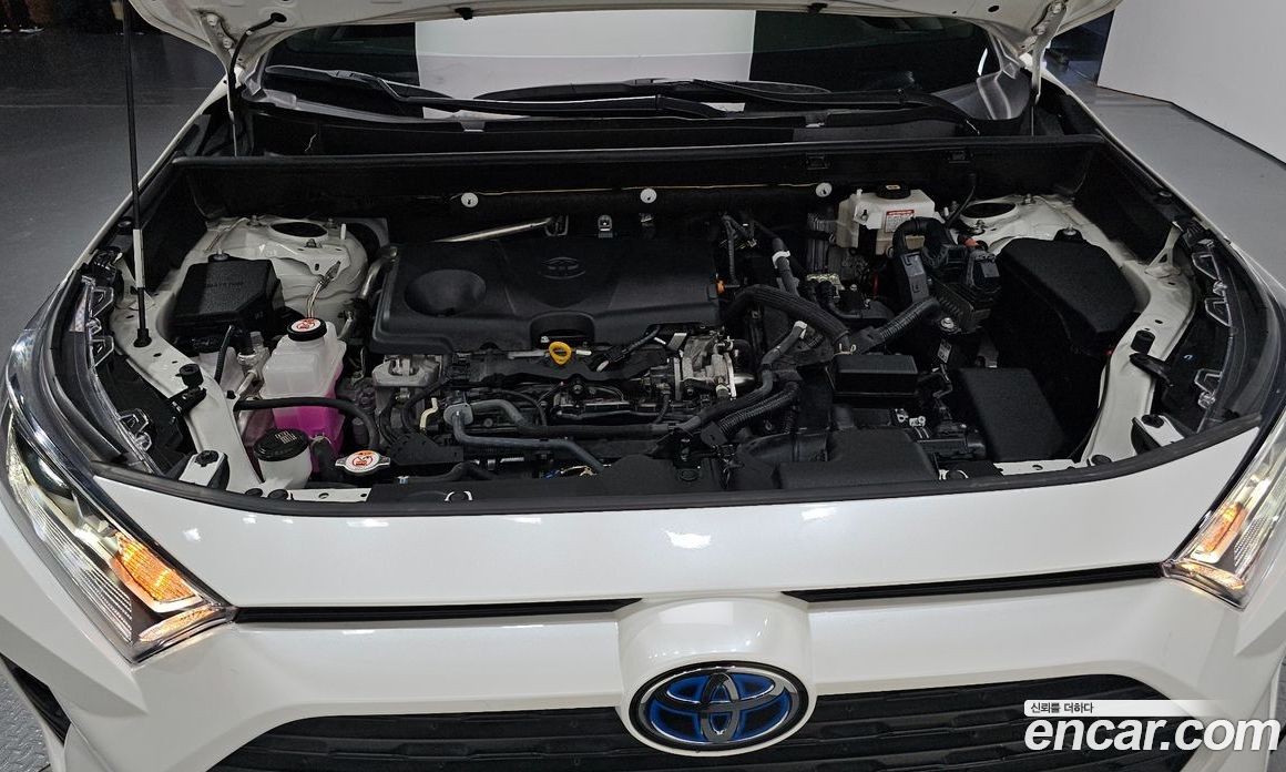 Toyota RAV4 2.5 2WD Hybrid XLE