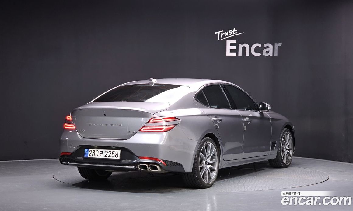 Genesis G70 Gasoline 2.0T 4WD