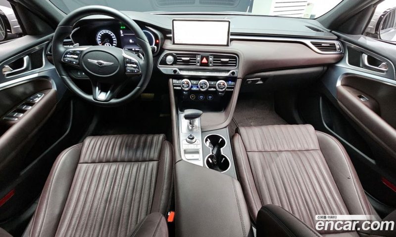 Genesis G70 Gasoline 2.0T 4WD