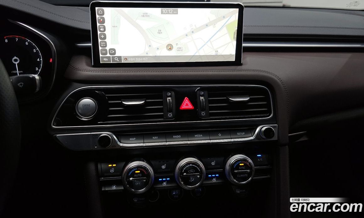 Genesis G70 Gasoline 2.0T 4WD