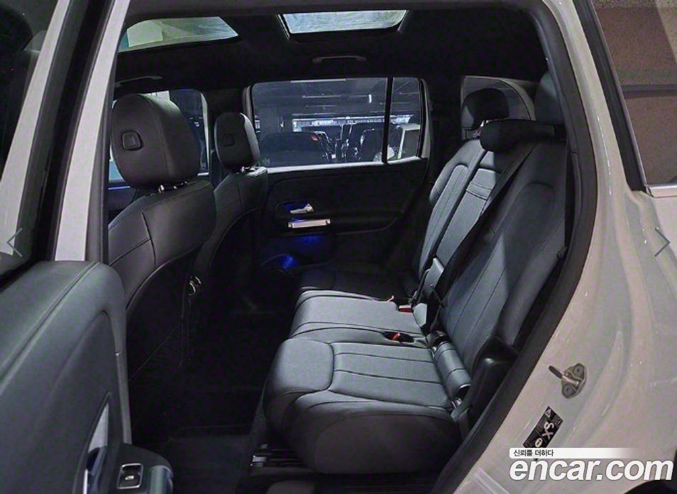 Mercedes Benz GLB-Class GLB200 D