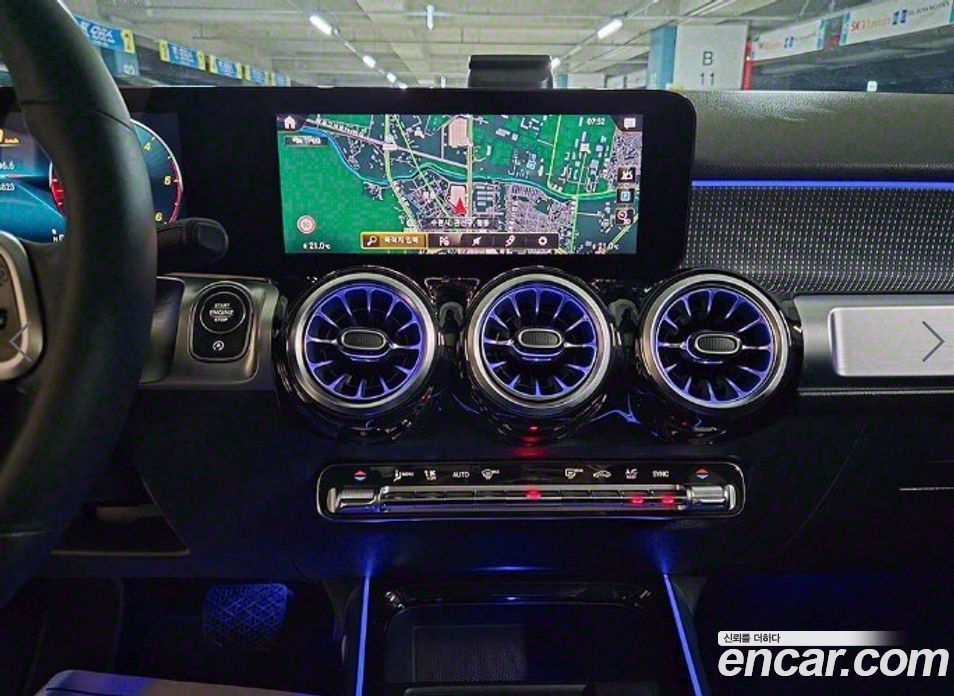 Mercedes Benz GLB-Class GLB200 D