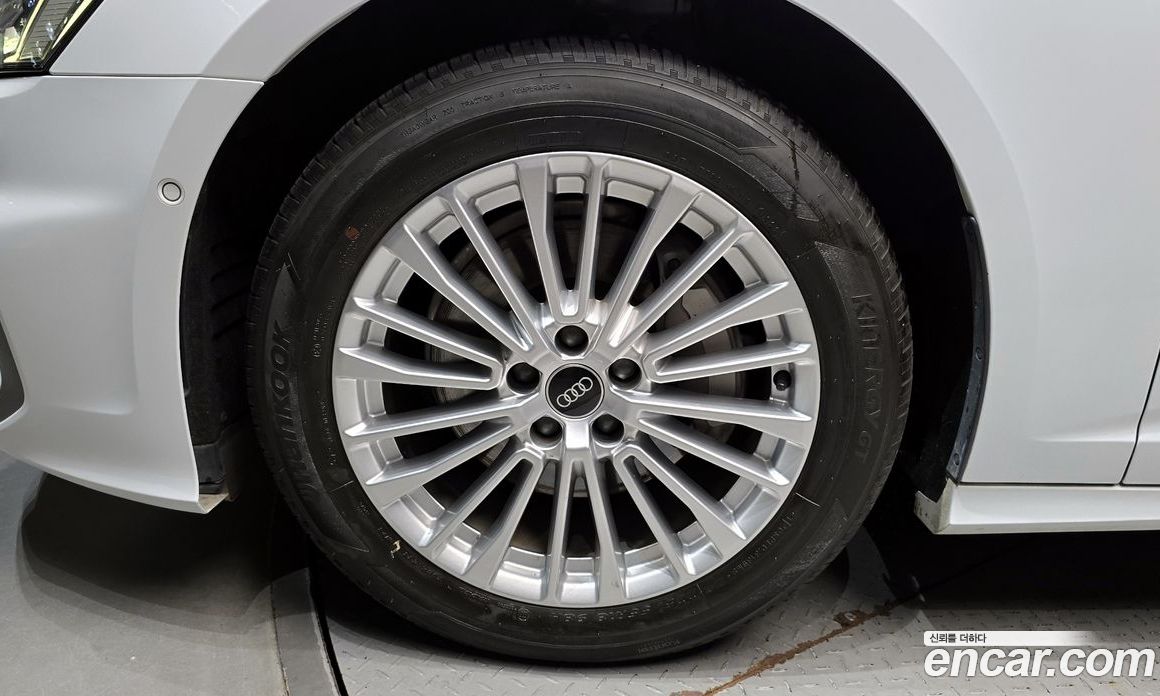 Audi A6 45 TFSI Premium