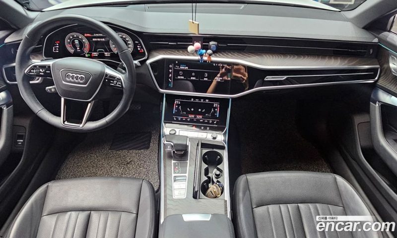 Audi A6 45 TFSI Premium