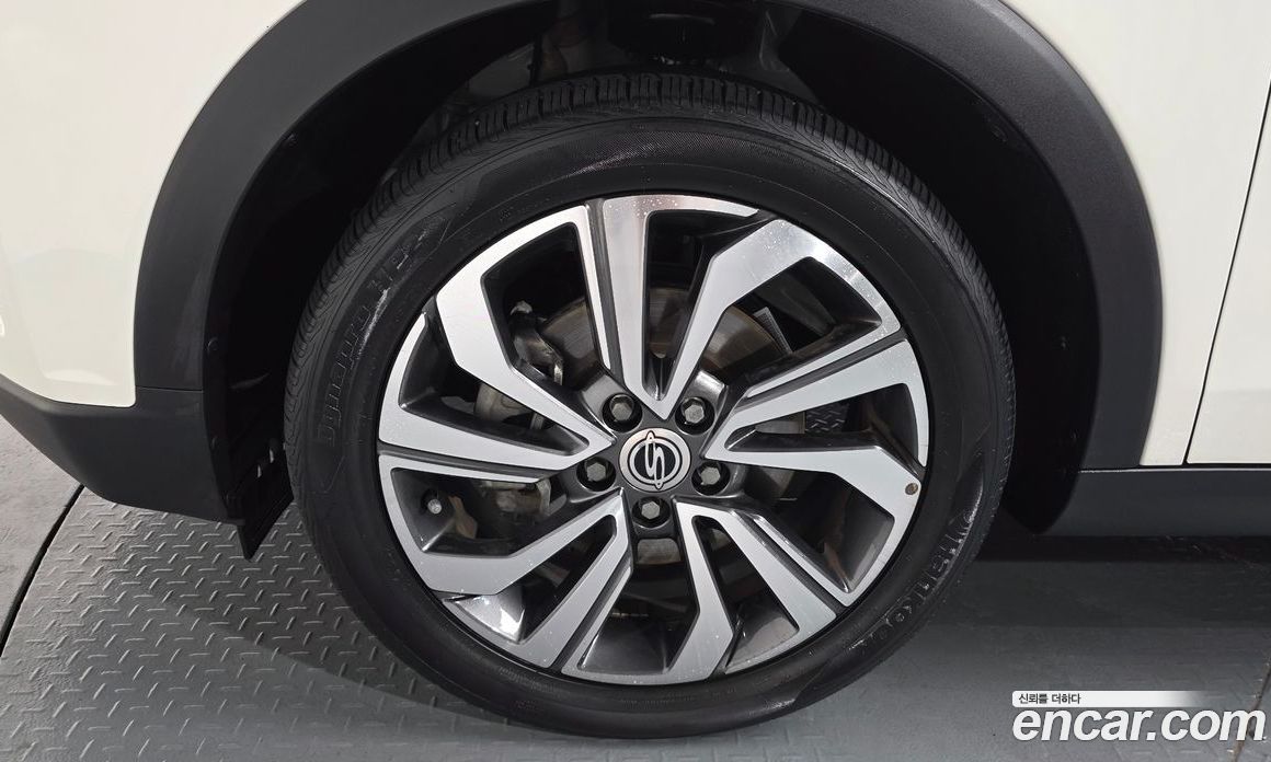 SsangYong Tivoli Gasoline 1.5 2WD