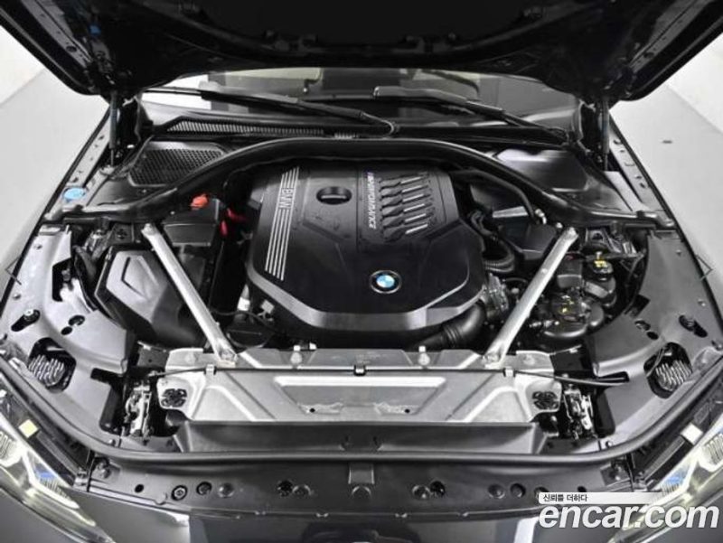 BMW 4-Series M440i xDrive Convertible