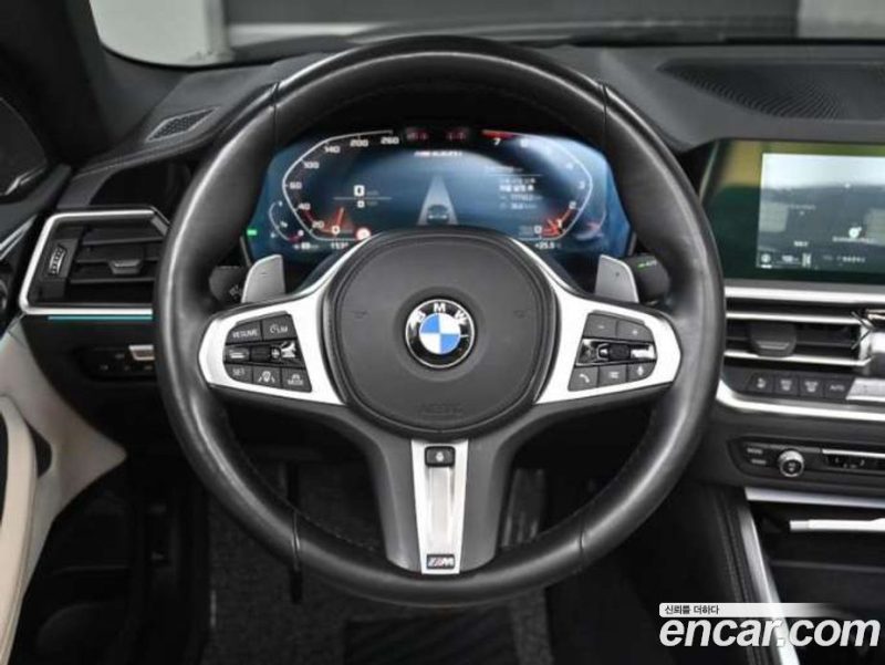 BMW 4-Series M440i xDrive Convertible