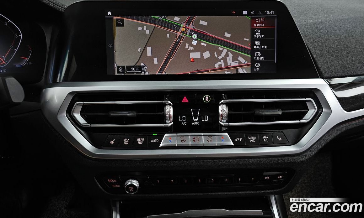 BMW 3-Series i320 Luxury