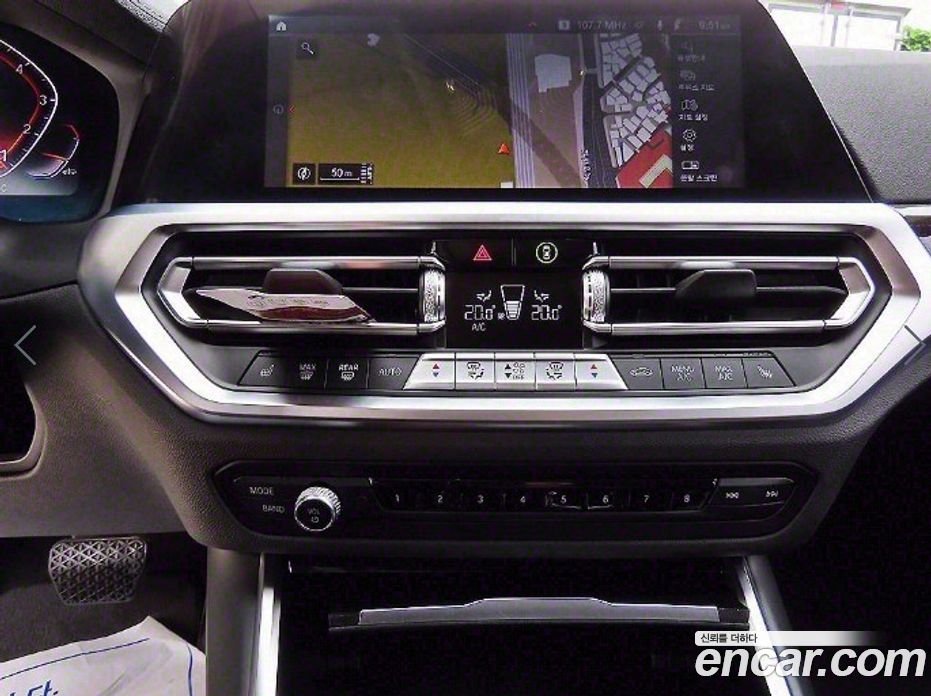 BMW 3-Series i320 Luxury