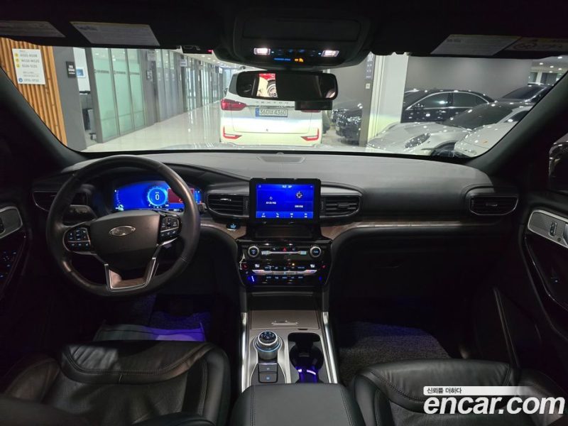 Ford Explorer 3.0 Platinum 4WD