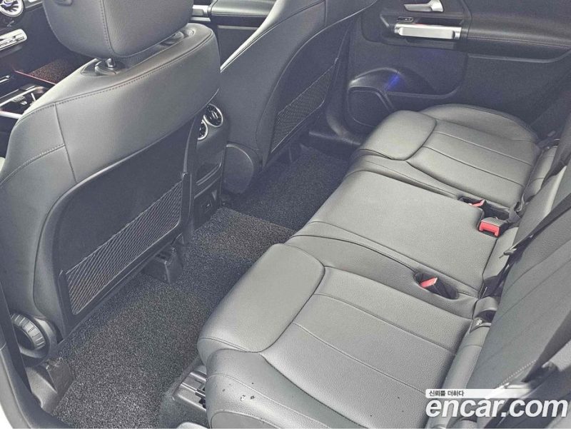 Mercedes Benz GLB-Class GLB200 D