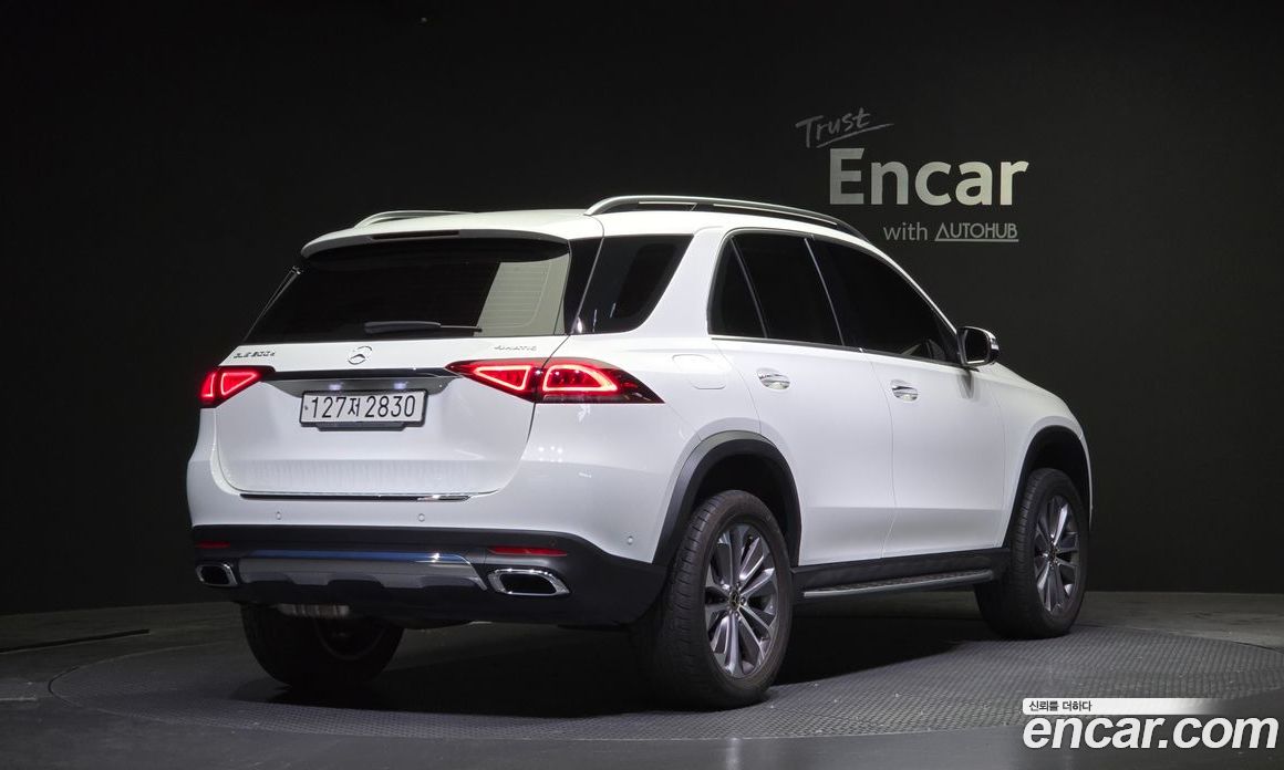 Mercedes Benz GLE-Class GLE300d 4MATIC