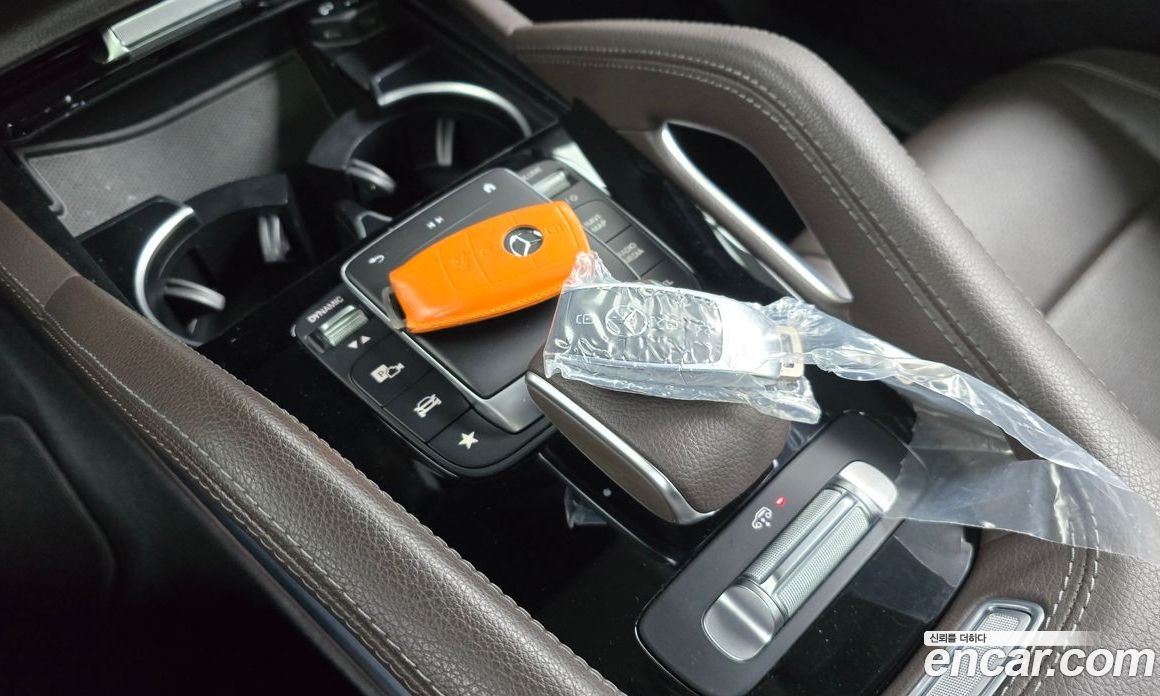 Mercedes Benz GLE-Class GLE300d 4MATIC