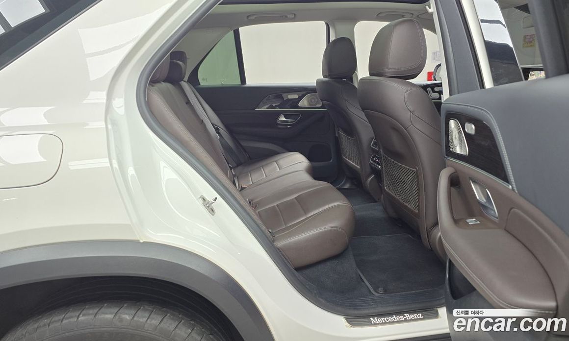 Mercedes Benz GLE-Class GLE300d 4MATIC