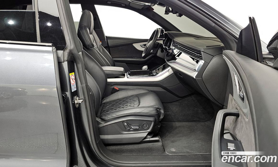 Audi Q8 55 TFSI Quattro Premium